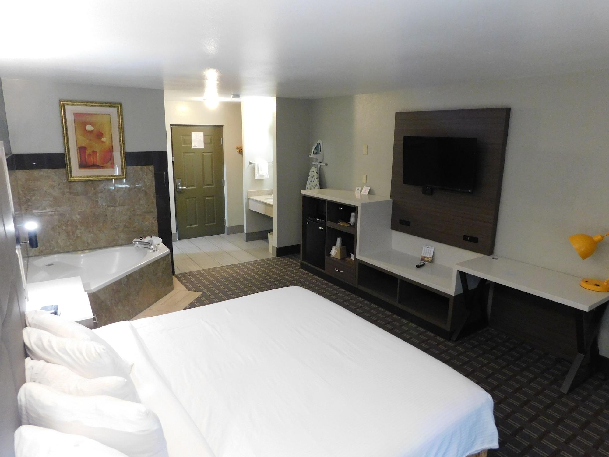 Days Inn & Suites By Wyndham Downtown Gatlinburg Parkway Buitenkant foto