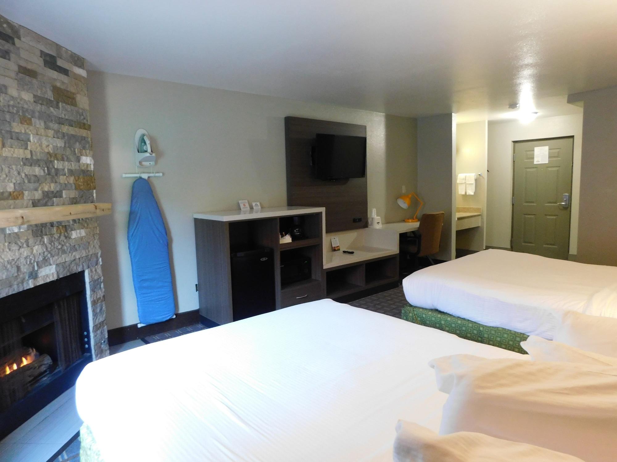 Days Inn & Suites By Wyndham Downtown Gatlinburg Parkway Buitenkant foto