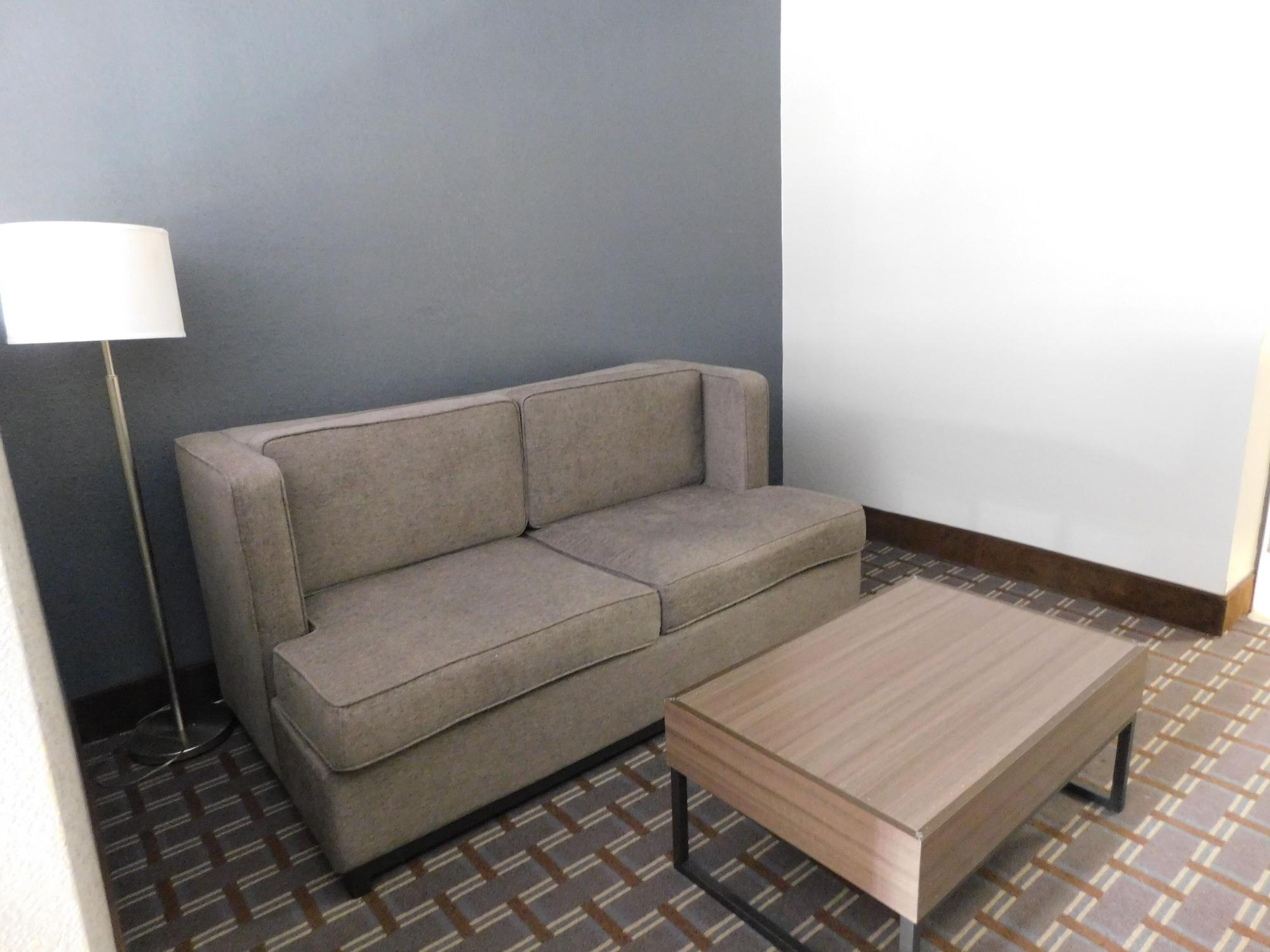 Days Inn & Suites By Wyndham Downtown Gatlinburg Parkway Buitenkant foto