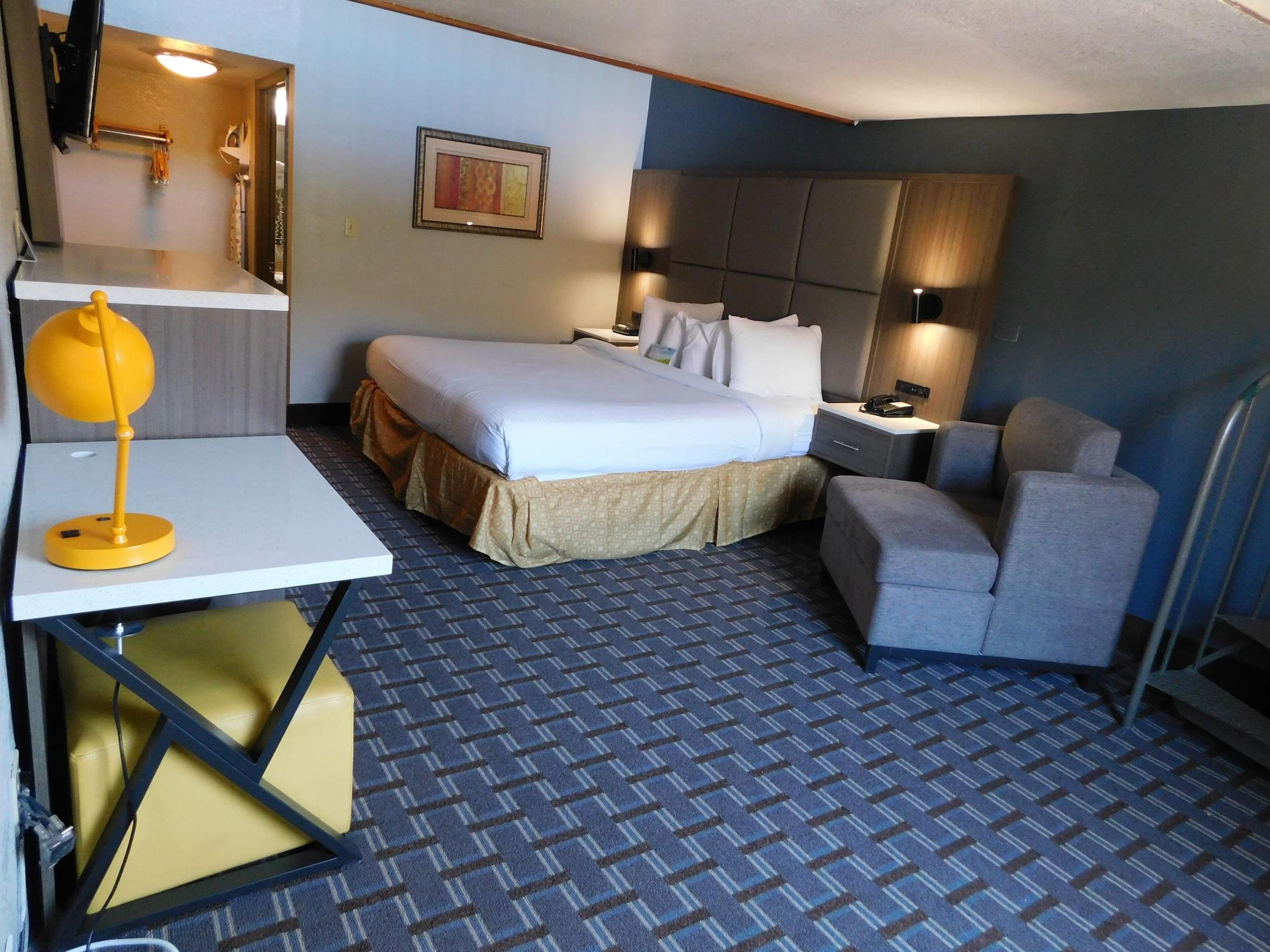 Days Inn & Suites By Wyndham Downtown Gatlinburg Parkway Buitenkant foto