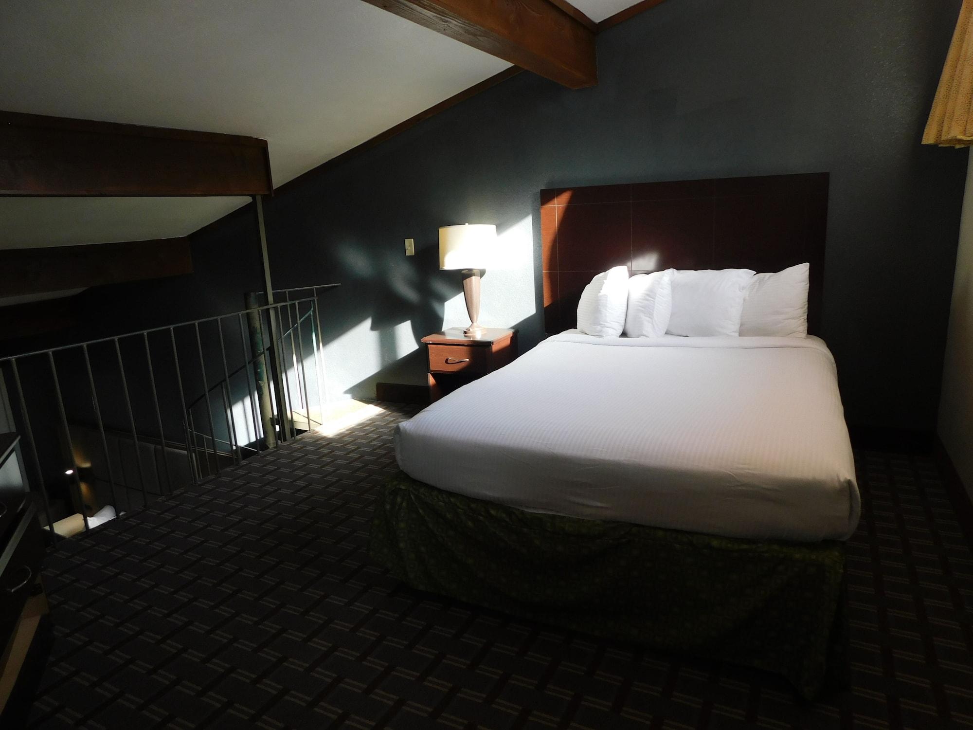 Days Inn & Suites By Wyndham Downtown Gatlinburg Parkway Buitenkant foto